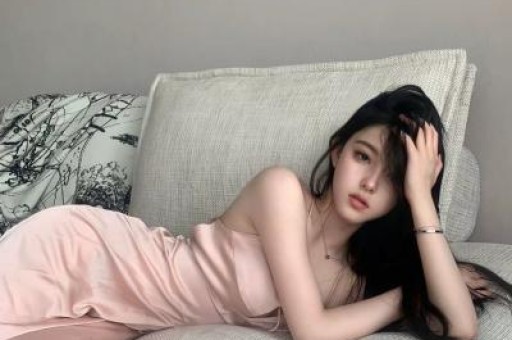 《动漫美女100%穷变无尽》免费观看
